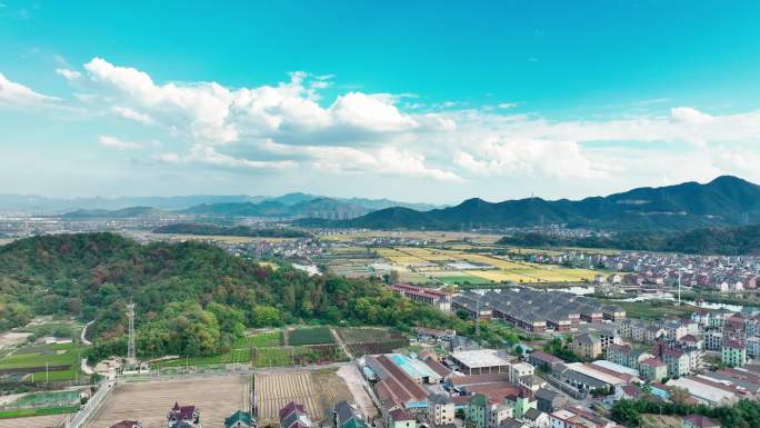 村落 稻田 溪流