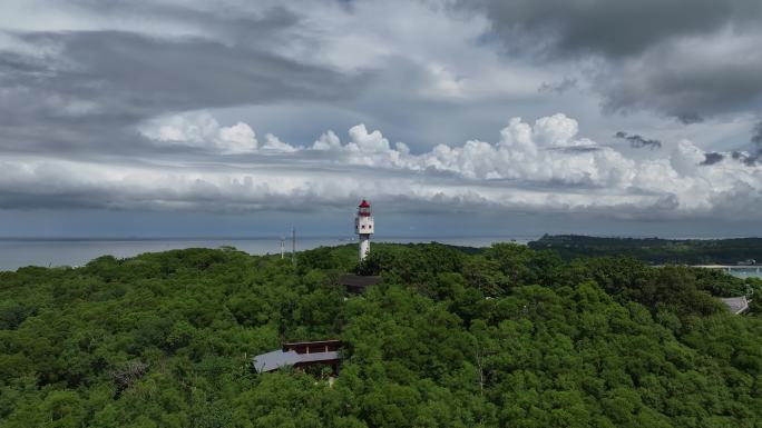 涠洲岛鳄鱼山灯塔全貌