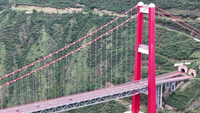 318国道怒江大桥风光航拍素材