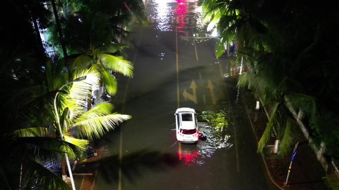城市内涝洪水水灾 纪实拍摄路面积水