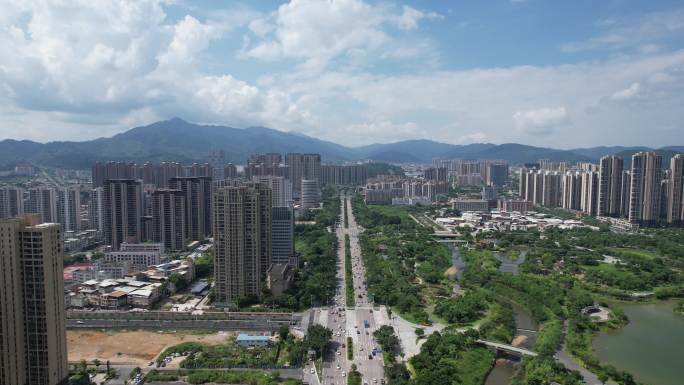 福建龙岩城市大景蓝天白云航拍