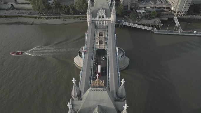 4K航拍 英国塔桥车流 塔桥俯拍 伦敦
