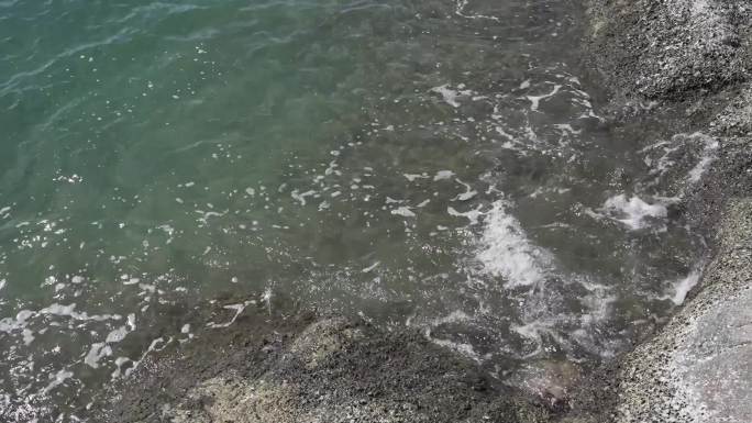 海浪沙滩