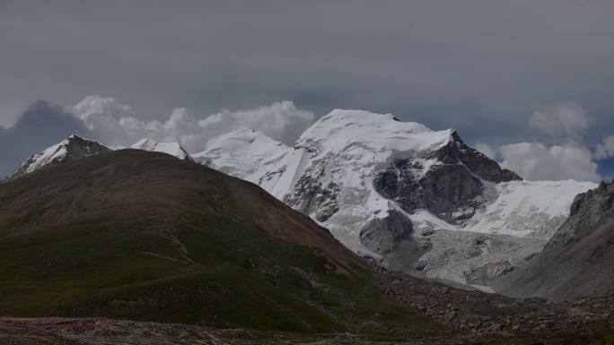 西藏拉萨当雄 念青唐古拉山 4K航拍