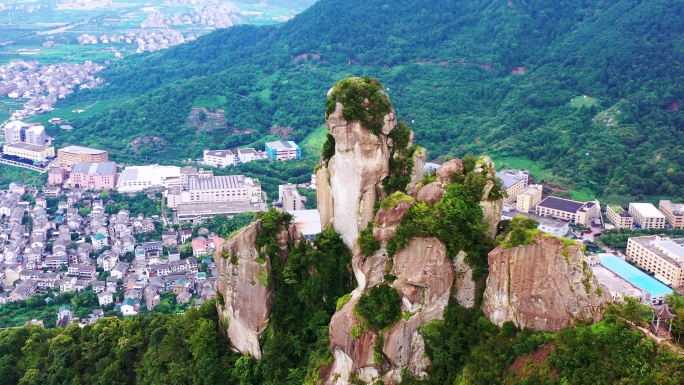 浙江台州黄岩区，澄江街道，松岩山，石大人