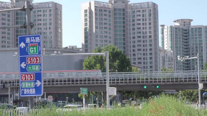 城市街道上班骑行城市人文城市街道城市生活