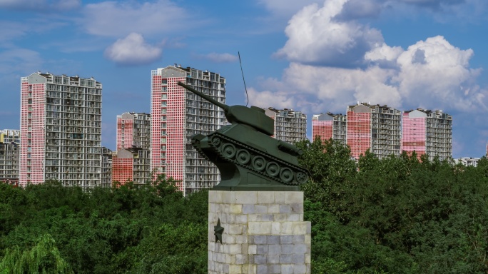 沈阳苏军烈士陵园坦克碑