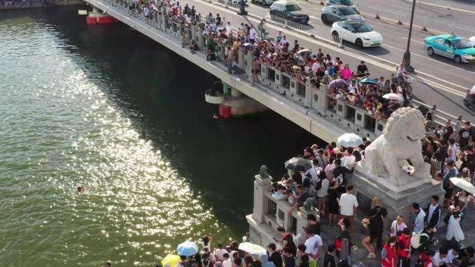 天津海河跳水