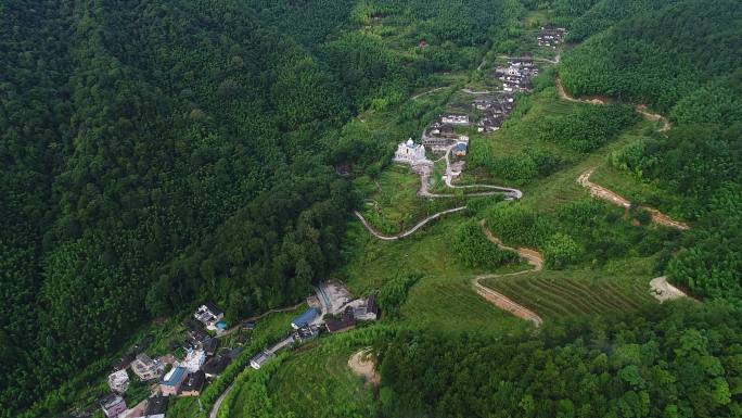 青山 群山 乡村 航拍