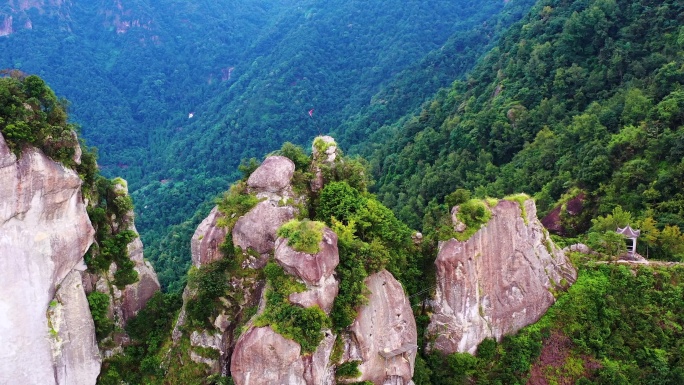 浙江台州黄岩区，澄江街道，松岩山，石大人