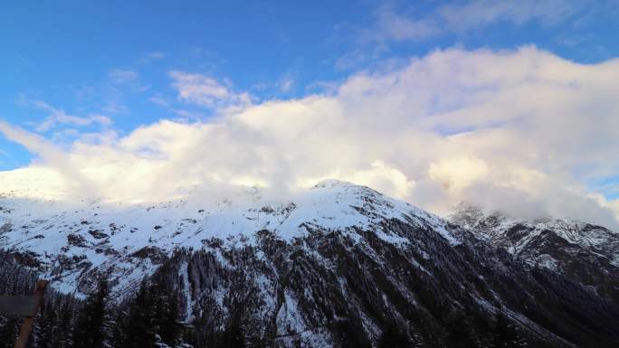 雪山