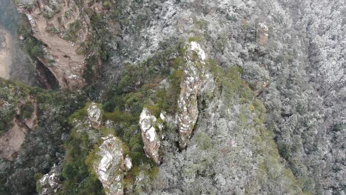 张家界武陵源5A景区无人机航拍袁家界雪景