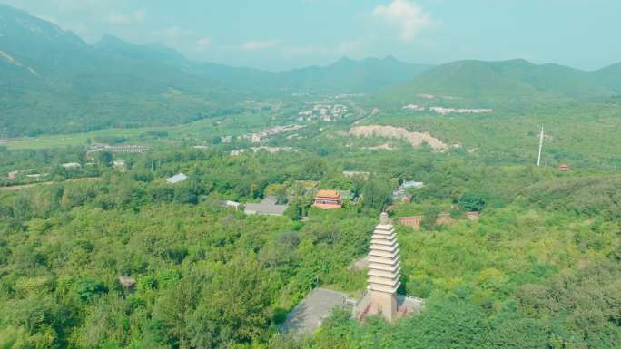 航拍郑州嵩山永泰寺塔