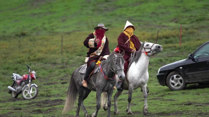 骑马 草原 藏族-2
