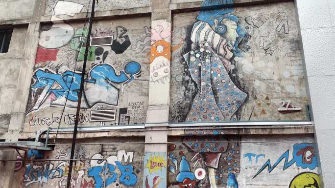 成都东郊记忆涂鸦墙