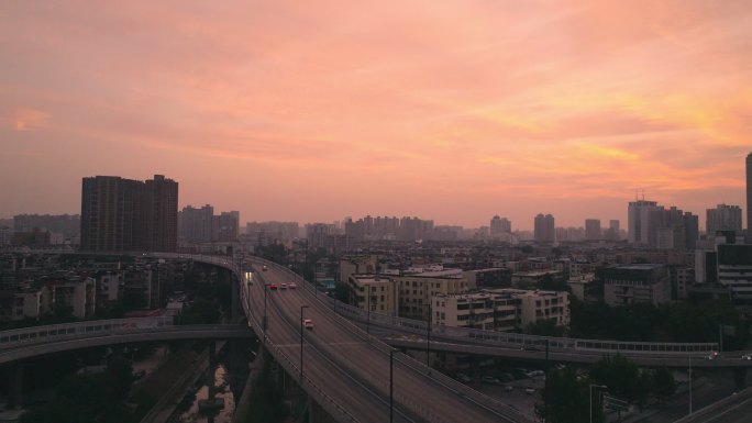 郑州京广快速路日出朝霞