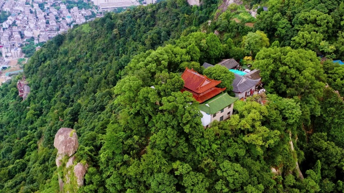 浙江台州黄岩区，澄江街道，松岩山，石大人