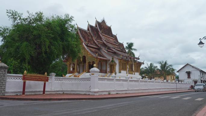老挝琅勃拉邦皇宫寺院