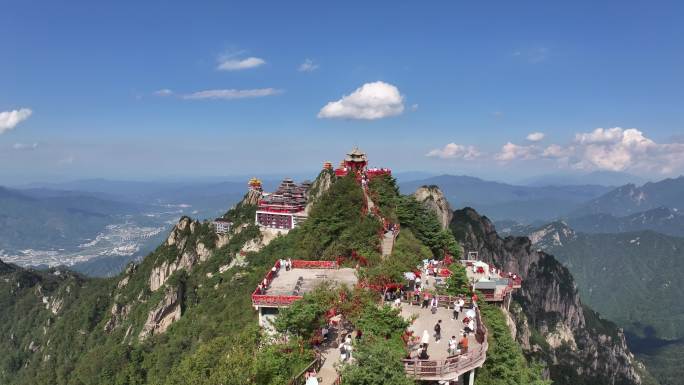 航拍河南老君山5A级风景区