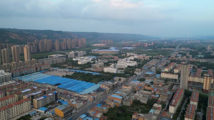 平凉 宝塔公园 解放路 崆峒大道环岛