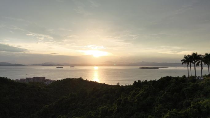 航拍海边落日夕阳