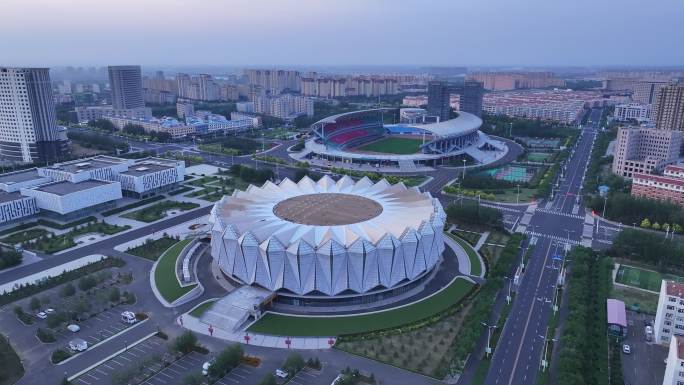 航拍乌兰察布早晨城市地标