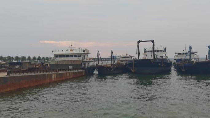 夕阳 渔船 港口 码头 海浪 海风 海边