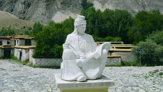 藏香村 吞弥·桑布扎雕像 雕像 尼木雕像