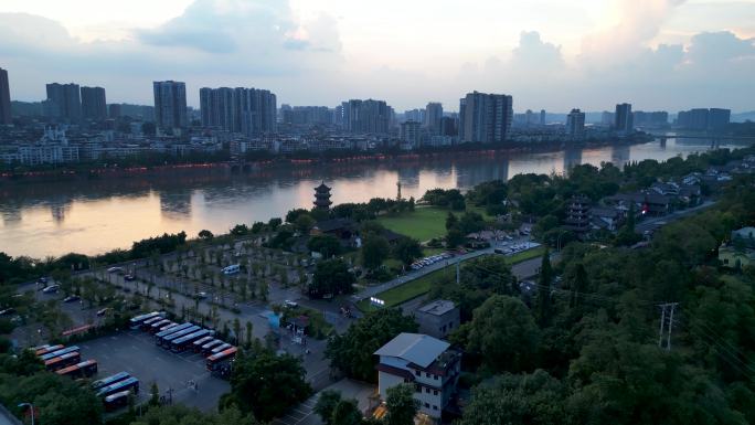 乐山 乐山大佛 灵宝塔 桂华寺  旅游广