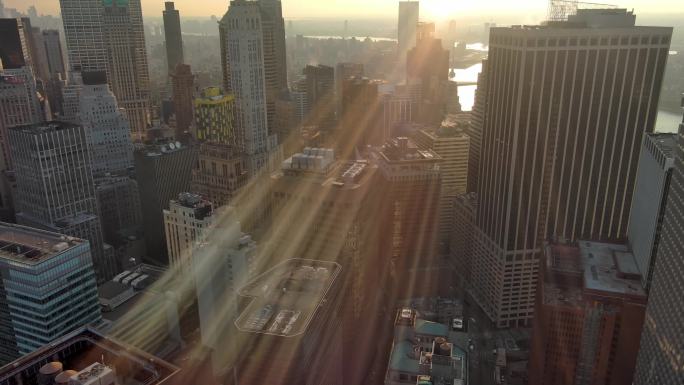 城市航拍纽约曼哈顿市中心摩天大楼河流日出
