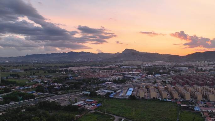 大同云冈区口泉五一路傍晚航拍