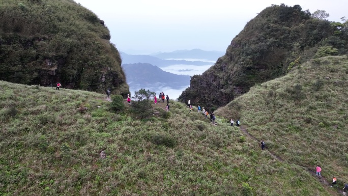 广西金秀大瑶山平兰顶徒步航拍2