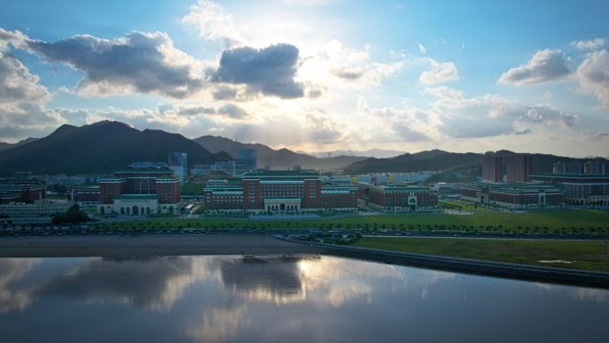 中山大学珠海校区天空之镜移动延时/高新区