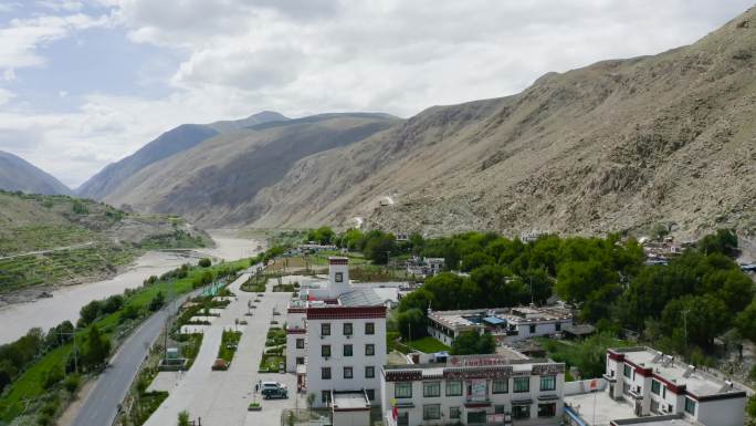 千年核桃树尼木卡如村西藏小村庄 318