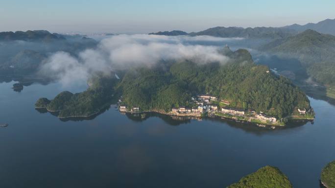 晨云缭绕秀湖山（5K素材)