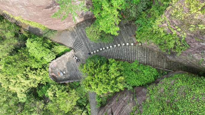 广西北流铜石岭一线天航拍10