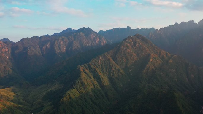 安徽省黄山市黄山风景区北大门景观日落航拍