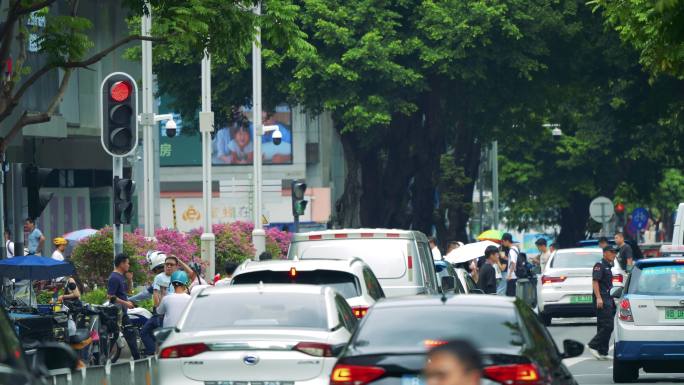 城市路口交通深圳华强北人车生活2/2