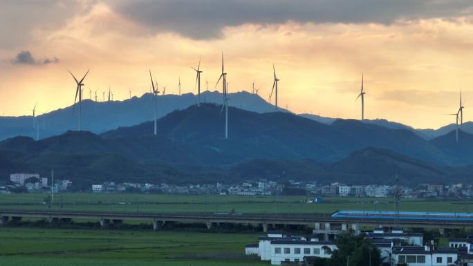 乡村振兴 古辣稻田风车高铁夕阳美景