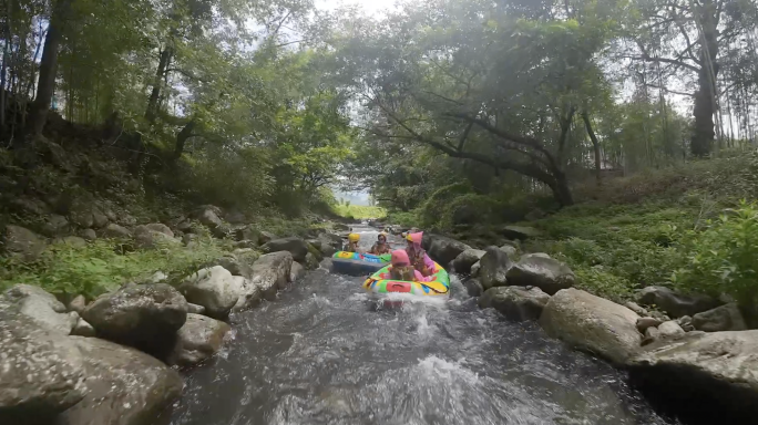 第一视角漂流水道