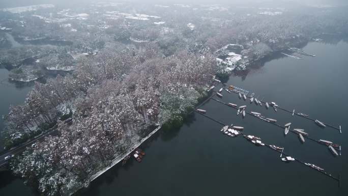 4K航拍西湖雪景