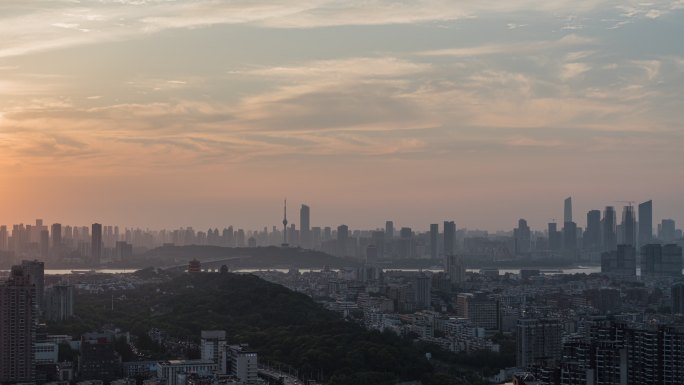 武汉武昌黄鹤楼龟山电视塔晚霞火烧云延时