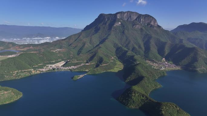 航拍泸沽湖格姆神山 高原湖泊泸沽湖