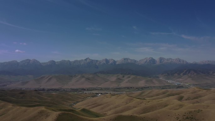 4k航拍乌鞘岭玛雅雪山