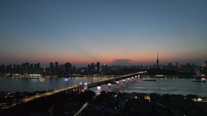 武汉夜景航拍长江两岸夜景城市夜晚建筑风光