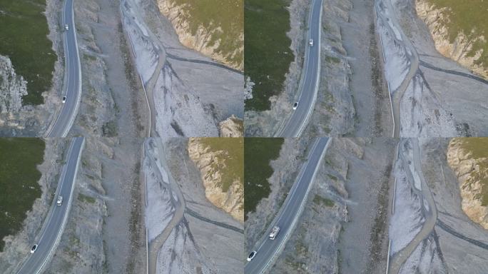 俯瞰网红盘山公路  新疆天山路