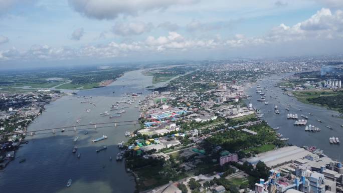 4K城市航拍 河流运输  国外城市 风景