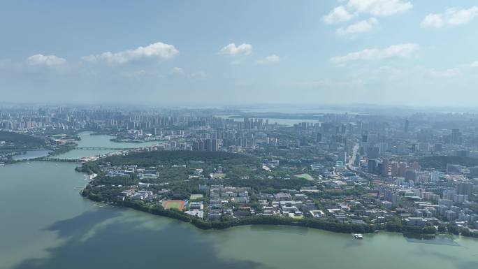 武汉东湖风景区航拍城市湖泊风景建筑风光