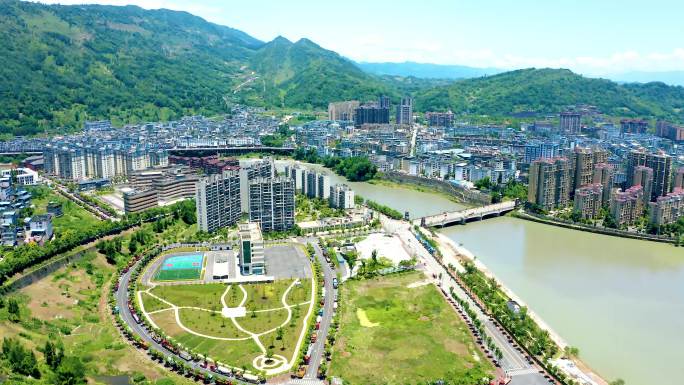 天全县县城航拍