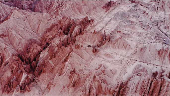 二段新疆库车红山石林4K航拍视频